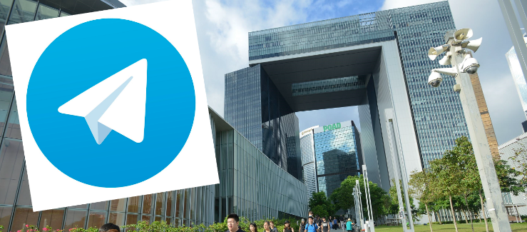 WhatsApp broadcast messaging